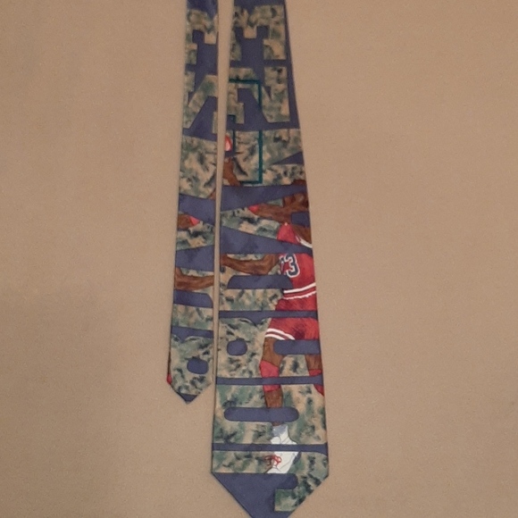 Michael Jordan Neck Tie - Picture 6 of 6